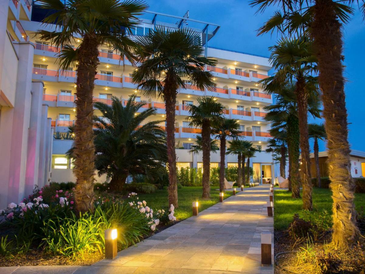 Bibione Palace Hotel Экстерьер фото